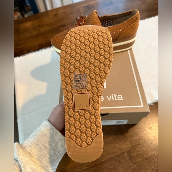 NEW Dolce Vita Jhenee Perf Pecan Suede Shoes 7.5 - Picture 3 of 3